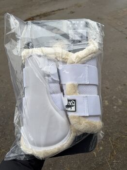 ESKADRON Gamaschen Soft Mesh FauxFur Eskadron