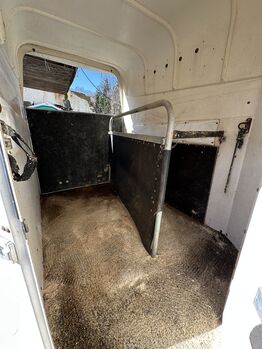 Alter Pferdeanhänger für Bastler oder Ersatzteile Wöhrmann