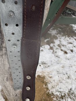 Gebrauchtes Vorder zurück. Besitzt etwas Flugrost ansonsten noch intakt. Versand nur bei Kostenübern