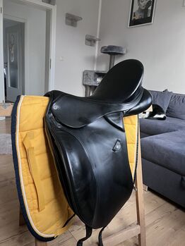 Dt. Saddlery/Kieffer Dressursattel, Dt. Saddlery/Kieffer, Lina Brn, Dressage Saddle, Rinteln