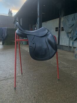 GFS 17.5 inch saddle, GFS, Alisha Purser, Vielseitigkeitssattel (VS), High Wycombe 