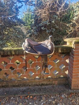 Ghost USA western saddle Ghost USA