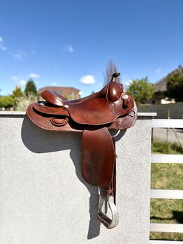 Gomeier Equine Designs Western Saddle Gomeier Equine Designs