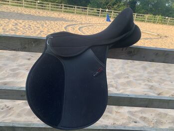 GP 18” saddle, Hi-Lite, Ali Bainbridge, All Purpose Saddle, St Helens