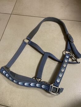 Halfter mit Perlen, Schmitz, Halters, Willich