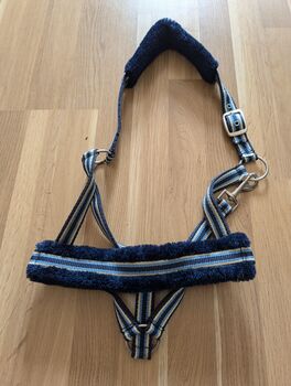 Halter mit Plüsch hinter den Ohren und am Nasenriemen, Susi, Halfter, Kaarst