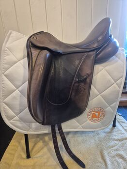Hennig Dressage Saddle 17M, Hennig Hennig, Annie, Siodła ujeżdżeniowe, Pitlochry