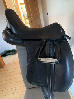 Hennig Dressursattel, Hennig Maßsattel , Carolin Lüpke, Dressage Saddle, Wietzendorf