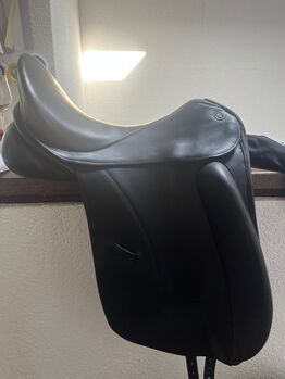 Hennig Dressursattel günstig zu verkaufen, Hennig , Anne Klimmer , Dressursattel, Kaiserslautern 