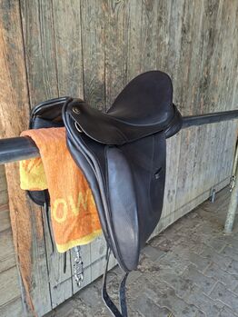 Hennig (Pony) Dressursattel ca 16,5" breit Hennig