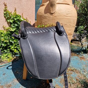 Hidalgo Lederbaumsattel Barocco Spezial NEU, Hidalgo Barroco, Kerstin Heyn - Feine Reitkunst (Sprint GmbH - Feine Reitkunst), Baroque Saddle, Freiburg