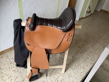 Hidalgo Nevada, Hidalgo  Nevada Spezial , Sonja Laufer, Treeless Saddle, Maßbach