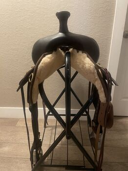 High Horse By Circle Y Trail Saddle 16” Circle Y 