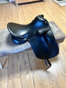 Hintermayer Anatomic Dressursattel 17 Zoll 5 W für breite Pferde, Hintermayer Anatomic, Ute Zimmerer, Dressage Saddle, Erbendorf