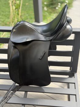 Hintermayer Dressursattel, Hintermayer, Nicole Winterstein, Dressursattel, Straßlach-Dingharting