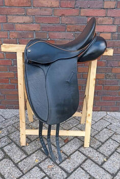 Hintermayer Dressursattel Anatomic 18“ Fit2 Bicolor, Hintermayer Anatomic, Nicola Kassat, Dressage Saddle, Friedrichsdorf