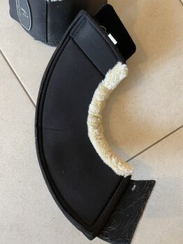 Hufglocken cheval de luxe S mit Fell schwarz Cheval de luxe