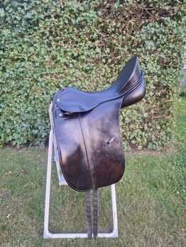 Höpfner Dressursattel Dressage F 17,5 Höpfner Dressage F