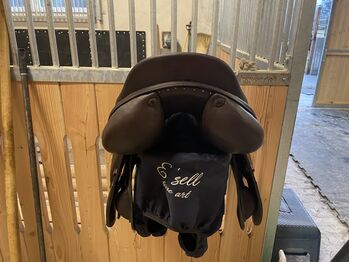 Springsattel braun Esell Fine art