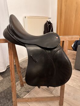 Springsattel Euroriding Diamant 17,5“, Euroriding Diamant, Anna-Lena Baumert, Jumping Saddle, Mittelstenahe