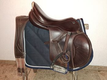 Springsattel von Prestige "Elastic Professional D" mit ZUBEHÖR, Prestige  Elastic Professional D, Maike, Jumping Saddle, Nürtingen 