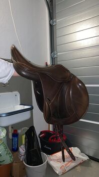 Springsattel HBC braun, HBC, M.L, Jumping Saddle, Innsbruck 