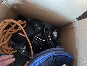 Pferdezubhör 1 Kiste voll