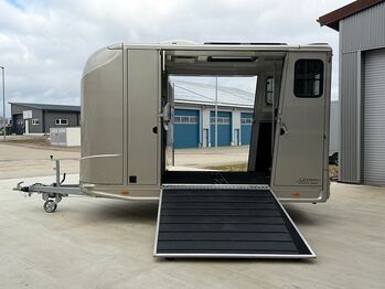 Pferdeanhänger 2 Rampen Trailer 2 Pferde Hengstausstattung Solaranlage, Dickenherr Dickenherr, Gerhard Strobel (Dickenherr Trucks und Trailers), Horse Trailers, Baden-Württemberg - Unterschneidheim