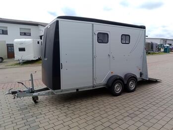 Pferdetransporter Pferdeanhänger Humbauer Notos Plus 3000KG Humbauer Humbauer Notos Plus