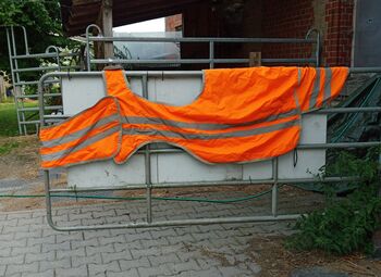 Horze bZeen reflektierende Ausreitdecke, Horze bZeen, Annette Peterlick, Reflexartikel, Dischingen