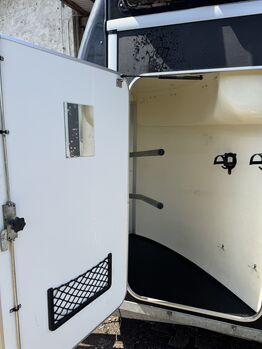 Humbaur Balios Aero Pferdeanhänger Humbaur Balios Aero