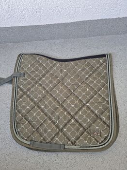 HV Polo Schabracke Dressur grün/gold, HV Polo, Sarah, Schabracken, Braunschweig