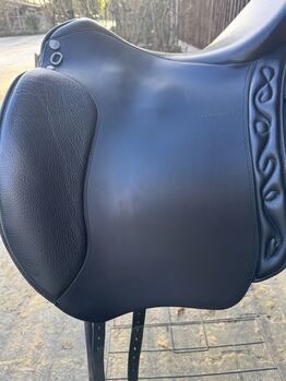 Iberosattel Dressage Andaluz 18 zoll, Iberosattel  Dressage Andaluz, Manuela Grünewald, Dressage Saddle, Taunusstein 