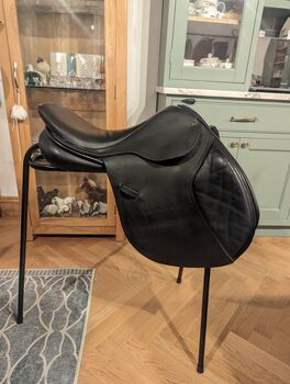 Ideal jump saddle, Ideal, Abigail Thornbury, Jumping Saddle, Northampton