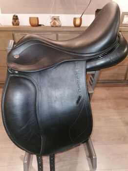 Ikonic Dressur D04, Ikonic Pro D04, Frauke, Dressage Saddle, Witten