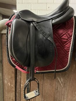 Ikonic Dressursattel 17 Zoll, Ikonic  Classic 1601, D. P., Dressage Saddle, Elsdorf 