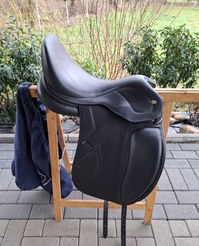 Ikonic Dressursattel Elite 17,5 Zoll Ikonic Elite 
