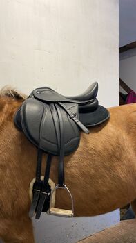 Ikonic light hybrid Dressur, Ikonic Hybrid, Valentina, Dressage Saddle, Mariazell