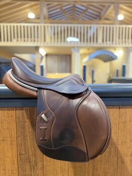 Ikonic Vielseitigkeitssattel, Ikonic, Sheryl Helbling, All Purpose Saddle, Lauerz