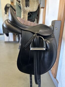 Ikonik Dressursattel, Ikonik, Sophia Ganswindt , Dressage Saddle, Neustadt/Dosse