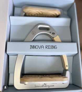 🤎 Innova Riding | ARIA Sicherheitssteigbügel 🤎, Innova Riding  Aria , Premium HorseShop 🐴✨ (Premium HorseShop ), Sattelzubehör, Hamm