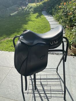 Isländer Sattel 17 zoll Buck Island