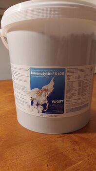 iwest Magnolythe S100, noch 4,3 kg, iwest Magnolythe S100, Franz Baur, Pferdefutter, Wannweil