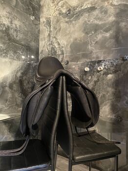 Jorge Canaves Flores 17“ Jorge Canaves  Flores 