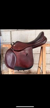 Springsattel Equiline 17Zoll Equiline E5