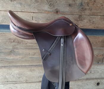 Springsattel Huntersattel 17,5 Kammer breit, Corpo, Maresa, Jumping Saddle, Pfullingen