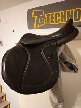 Springsattel Ikonic light, Ikonic  Light , Julian. H, Jumping Saddle, Gummersbach