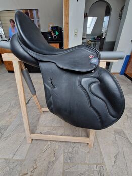 Springsattel, Loesdau-Kieffer 17-17,5Zoll Elegance, Michael, Jumping Saddle, Donaueschingen