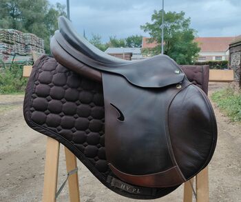 Springsattel Prestige roma jump 18 Zoll braun 33 Kammer, Prestige  Roma jump , Gudrun Reis , Jumping Saddle, Merchweiler