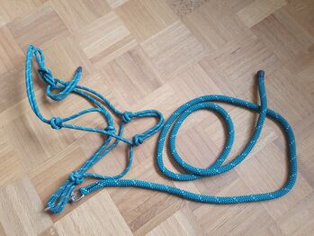 Pferdeknotenhalfter Warmblut grün *Neu*